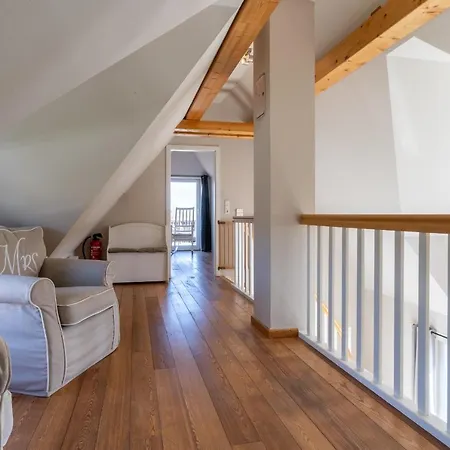 Fischerhaus Am Reetdachhaus Friesenhaus Holiday home Brosum